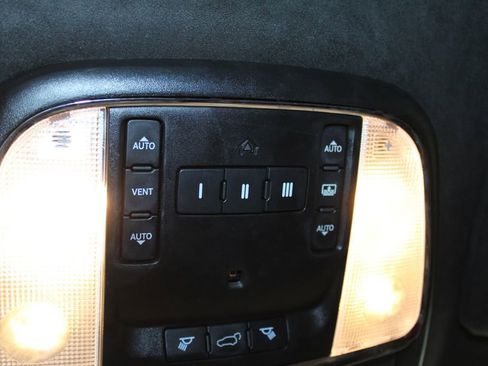 Used 2017 Jeep Grand Cherokee Summit image 23