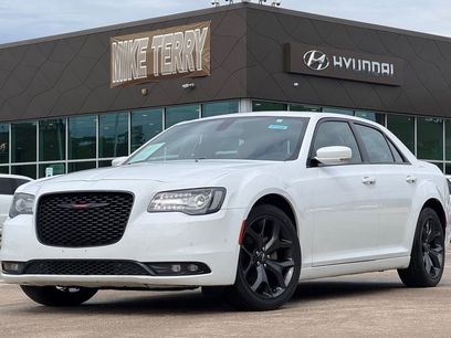 Used 2023 Chrysler 300 S