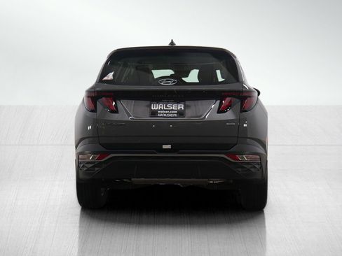 Used 2024 Hyundai Tucson SE image 4