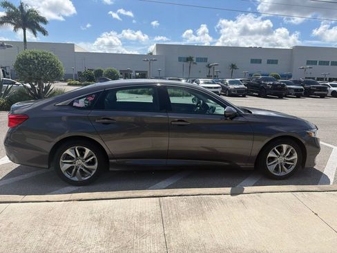 Used 2019 Honda Accord LX image 6