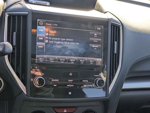 Used 2018 Subaru Impreza 2.0i Limited image 21