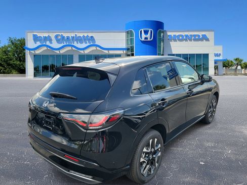 New 2026 Honda HR-V EX-L image 6