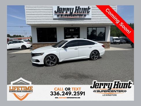 Used 2022 Honda Accord Sport image 1