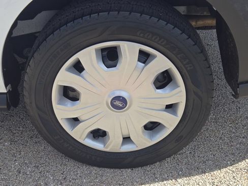 Used 2022 Ford Transit Connect XL FWD image 15