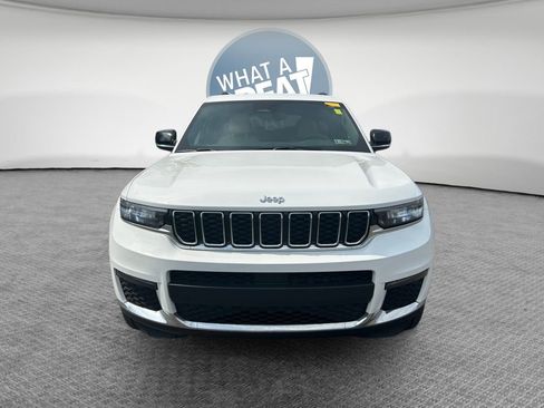 Used 2023 Jeep Grand Cherokee L Limited image 9