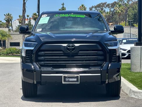 Used 2025 Toyota Tundra Limited AWD/4WD image 8
