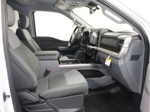 New 2026 Ford F250 XLT w/ XLT Premium Package image 29