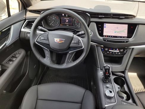 New 2026 Cadillac XT5 Premium Luxury w/ LPO, ONYX Package FWD image 11