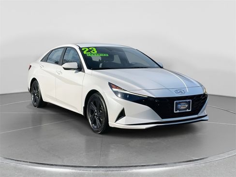 Certified 2023 Hyundai Elantra SEL image 1
