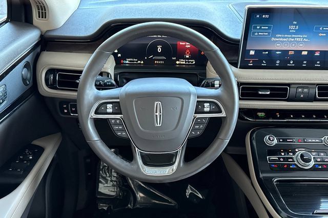 Used 2021 Lincoln Nautilus Reserve FWD image 16