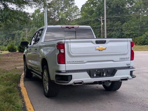 New 2026 Chevrolet Silverado 1500 High Country AWD/4WD image 4