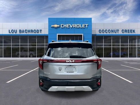 Used 2024 Kia Seltos S FWD image 7