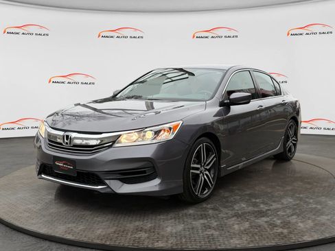 Used 2017 Honda Accord Sport image 1