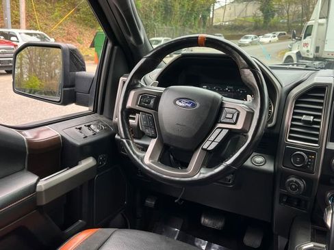 Used 2018 Ford F150 Raptor w/ Equipment Group 802A Luxury image 19