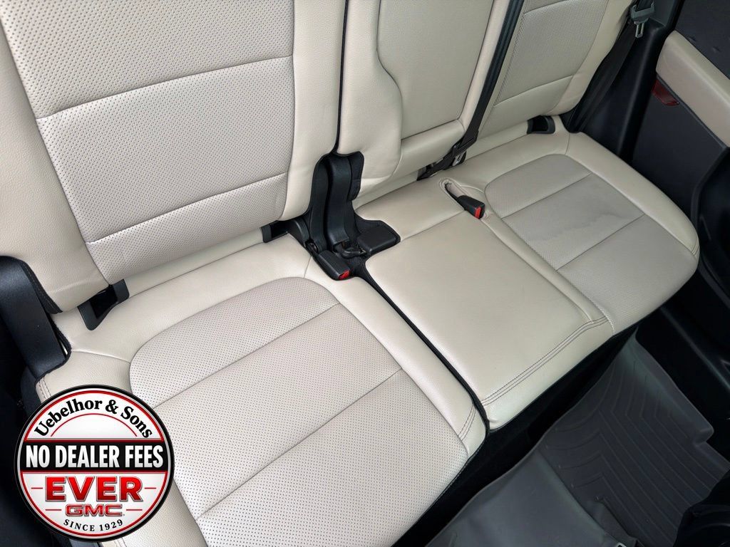Used 2020 Ford Escape Titanium AWD/4WD image 4