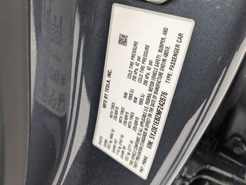 Used 2022 Tesla Model 3 Long Range AWD/4WD image 20