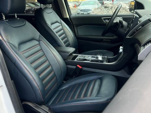 Used 2022 Ford Edge SEL w/ Sport Appearance Package image 10