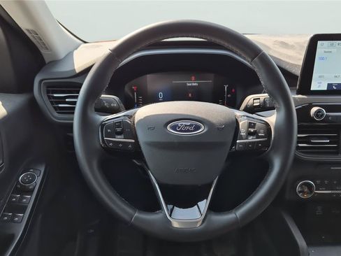 Used 2023 Ford Escape Active w/ Cold Weather Package FWD image 12