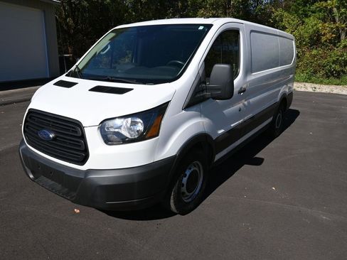 Used 2019 Ford Transit 150 130 Low Roof image 3