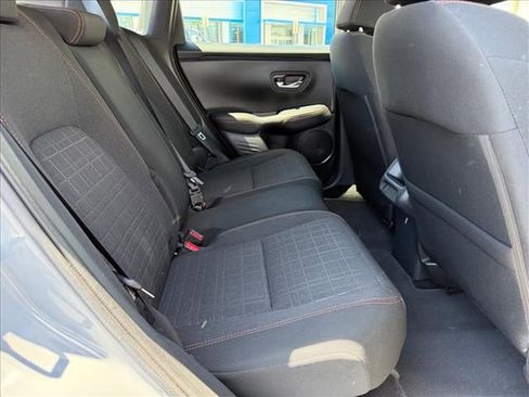 Used 2025 Honda HR-V Sport image 10