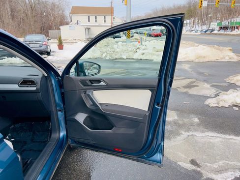 Used 2020 Volkswagen Tiguan S w/ 3rd Row Seat Package image 11