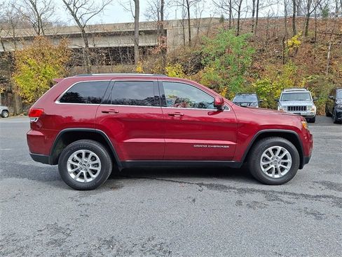 Used 2015 Jeep Grand Cherokee Laredo w/ Quick Order Package 23E image 9