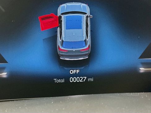 New 2026 BMW X5 xDrive40i w/ Climate Comfort Package image 16