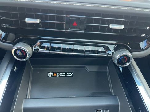 New 2026 Chevrolet Suburban Premier w/ Sun And Tow Package image 37