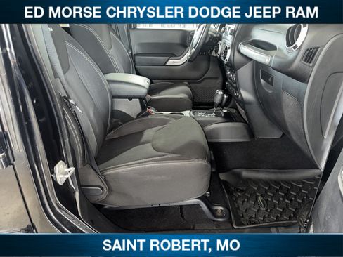 Used 2014 Jeep Wrangler Unlimited Rubicon AWD/4WD image 33
