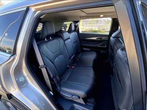 New 2026 INFINITI QX60 Luxe w/ Cargo Package FWD image 10