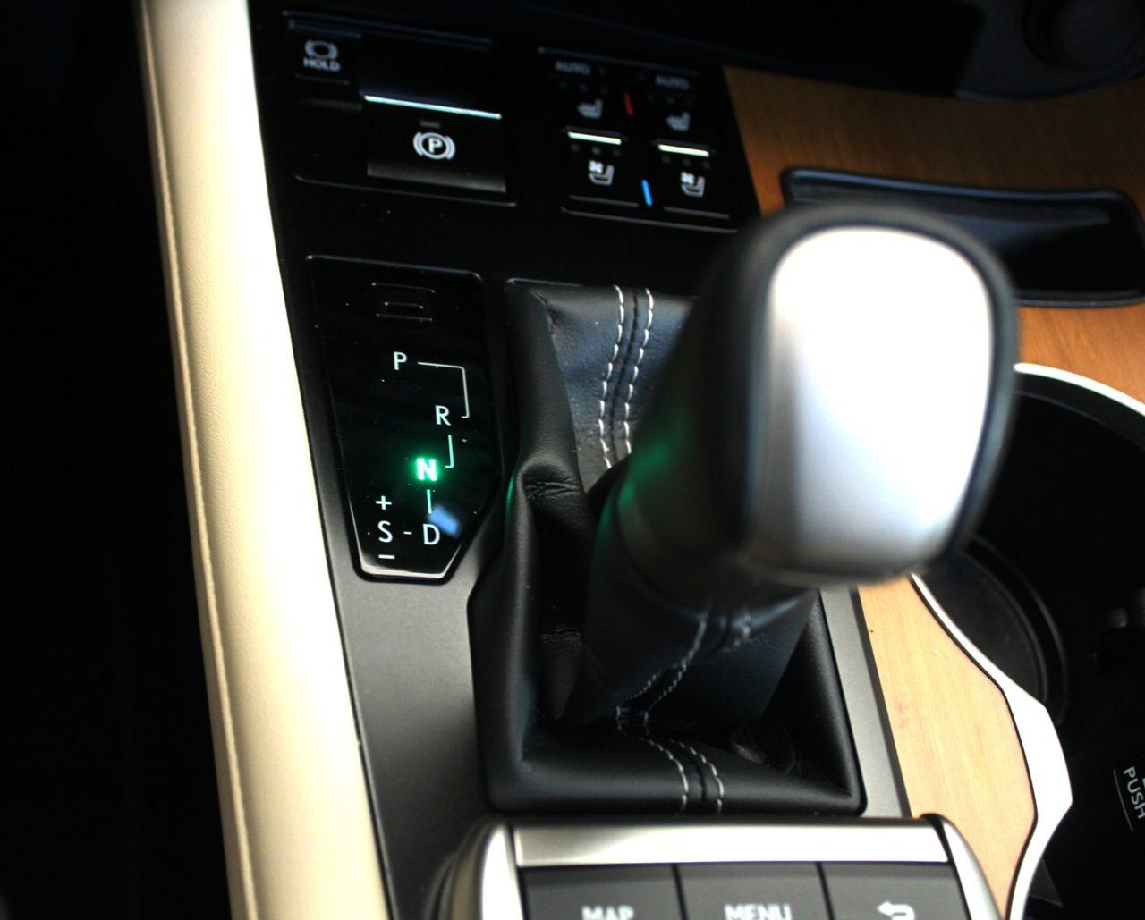 Used 2021 Lexus RX 450h AWD w/ Premium Package image 31