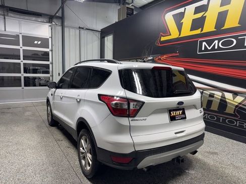 Used 2018 Ford Escape SEL FWD image 12