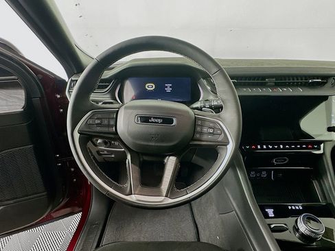 New 2026 Jeep Grand Cherokee L 4WD image 16