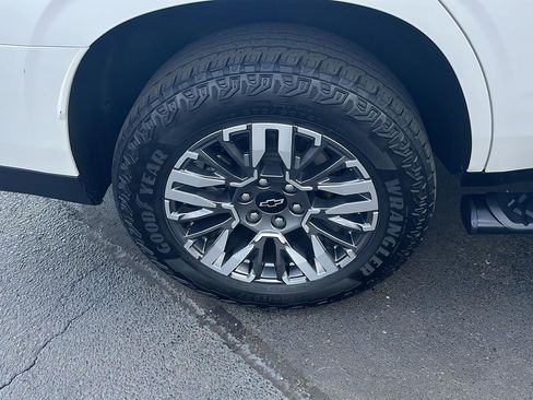 Used 2025 Chevrolet Tahoe Z71 image 34