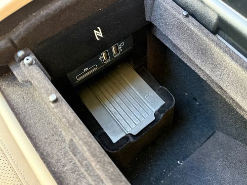 Used 2020 Mercedes-Benz S 560 Sedan image 41