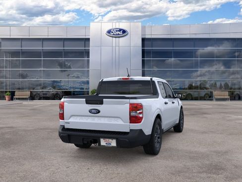 New 2025 Ford Maverick XLT w/ XLT Luxury Package FWD image 10