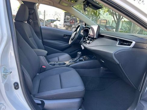 Used 2024 Toyota Corolla LE FWD image 35
