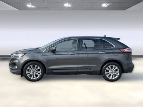 Used 2019 Ford Edge Titanium w/ Equipment Group 301A image 2