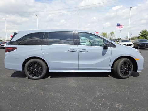 New 2026 Honda Odyssey Sport-L image 20