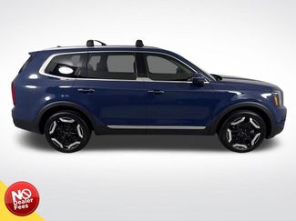 Used 2024 Kia Telluride S FWD video 2
