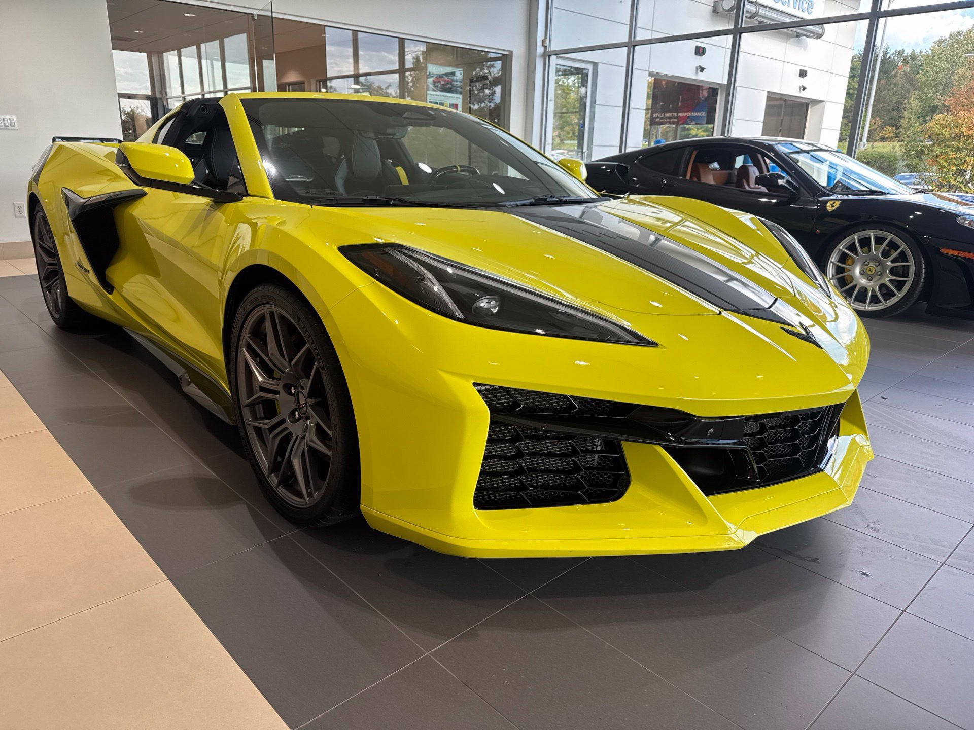 Used 2024 Chevrolet Corvette Z06 RWD image 10