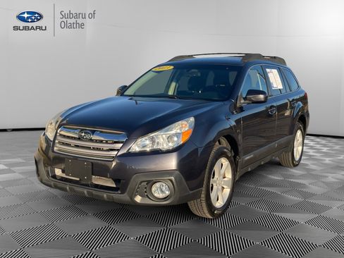 Used 2013 Subaru Outback 2.5i Premium w/ All-Weather Pkg image 12