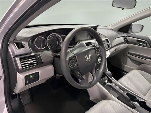 Used 2014 Honda Accord LX image 10