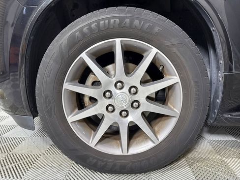 Used 2013 Buick Enclave Leather image 18