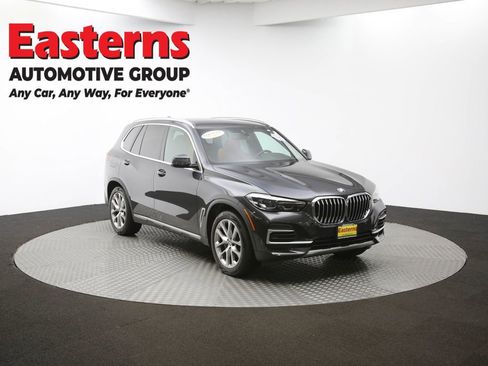 Used 2022 BMW X5 xDrive40i w/ Premium Package image 55