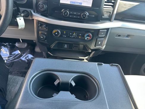 Used 2023 Ford F150 XLT w/ Trailer Tow Package image 17