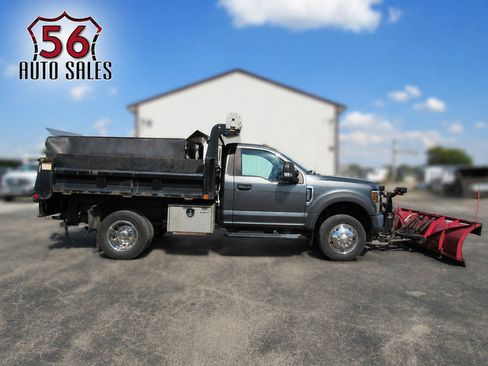 Used 2018 Ford F550 2WD Regular Cab Super Duty w/ Power Equipment Group image 1