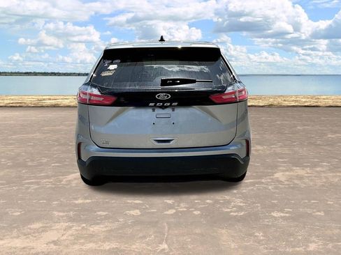 Used 2021 Ford Edge SE FWD image 12