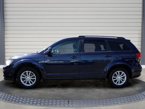 Used 2017 Dodge Journey SXT w/ Premium Group FWD image 4