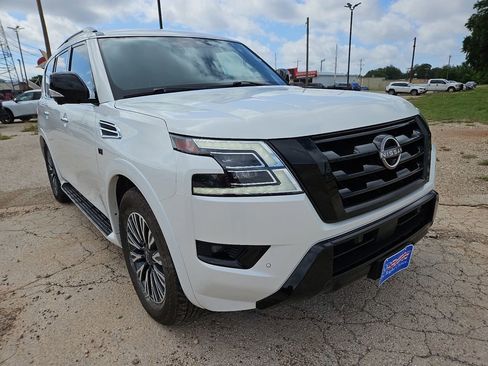 Used 2021 Nissan Armada SL w/ Midnight Edition Package RWD image 2